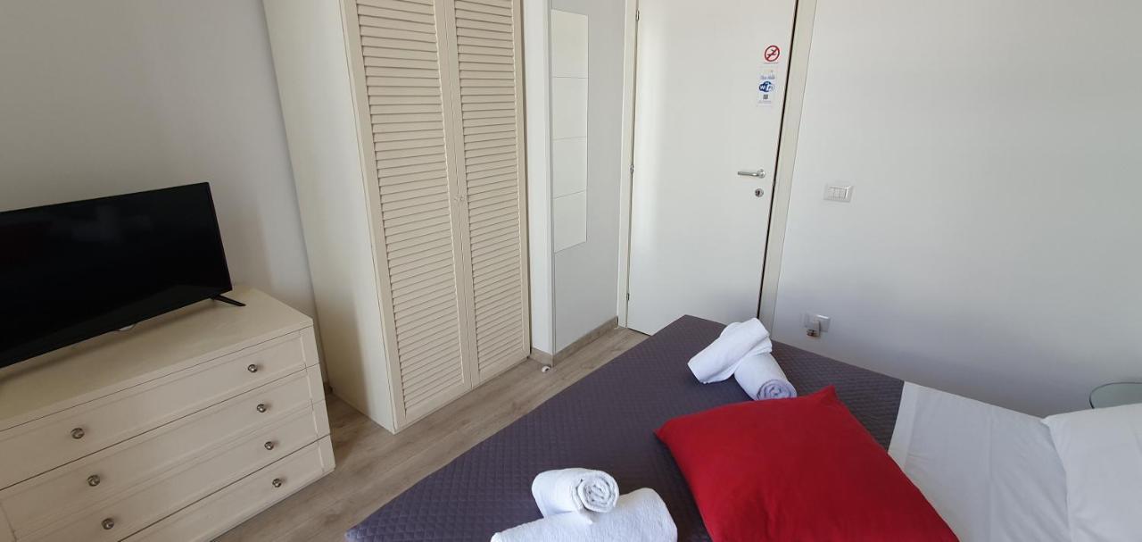 Casa House 381 *